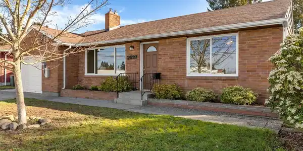 2627 Highland