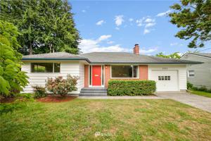 2933 Central SE