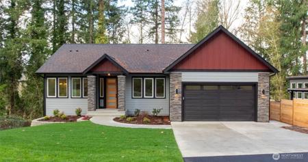 6145 Lake Saint Claire Drive SE