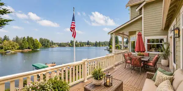 7240 Holmes Island SE