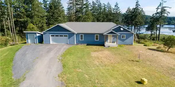 303 Woodpecker Lane