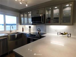 2900 W Marina Drive