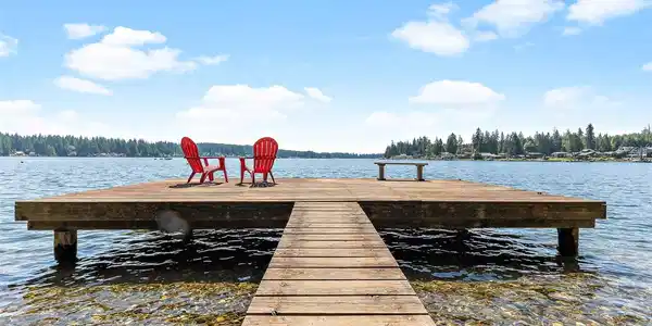 3200 Mason Lake W