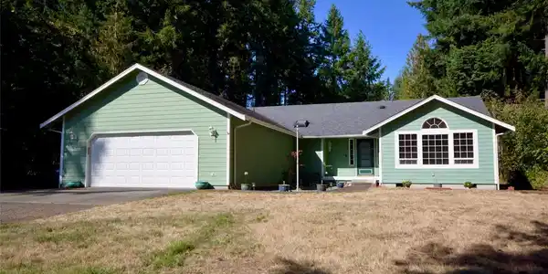 16205 Lindsay SE