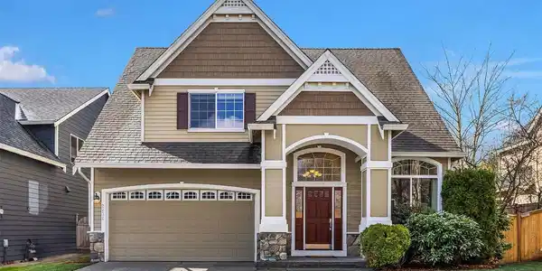 2232 250th SE