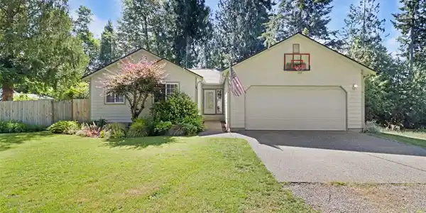 15626 Lindsay SE