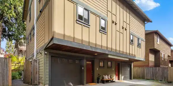 2614 57th