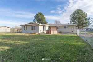 3038 Arrow NE