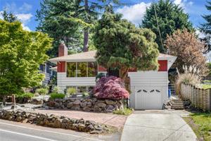 15218 Maplewild SW