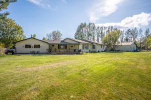 2069 Elgin NE