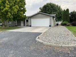 4781 Shorecrest NE