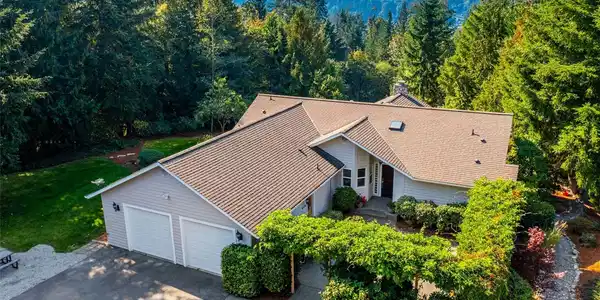 6115 Fitzwater