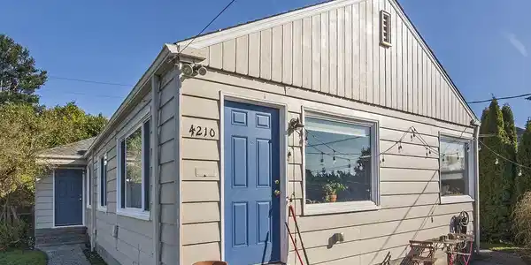 4210 4th NW