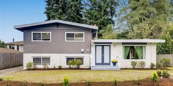 911 N 200th Street