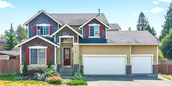 3216 77th NE