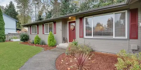 5116 Tapps E