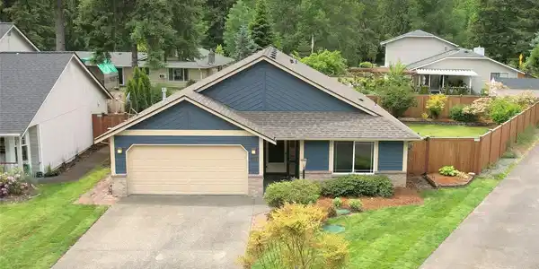 7028 46th Lane SE
