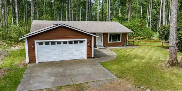 22409 Fairwood SE