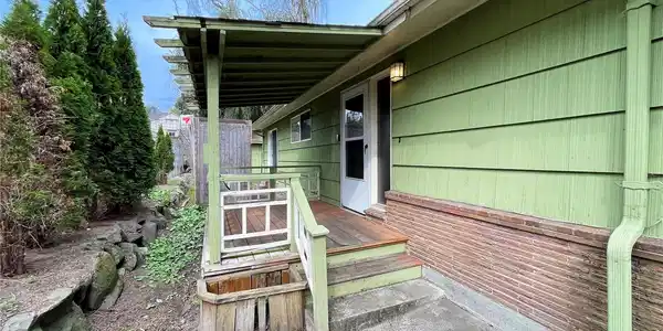 Image 4 Image 4