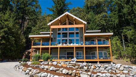 17294 North Shore