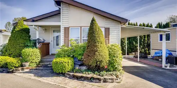 3213 S 183rd Place