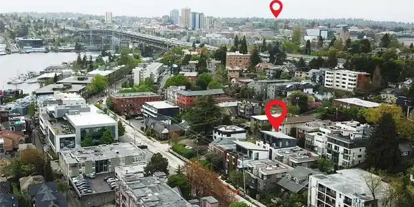 2624 Eastlake E