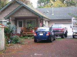 424 Snahapish Avenue SE