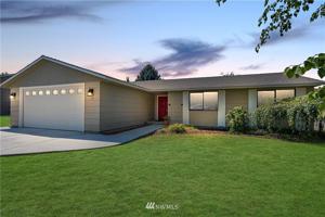 2208 Crestmont