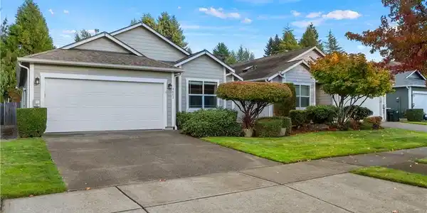 4602 Cole SE