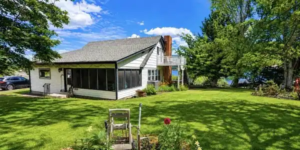 33524 Highway 97