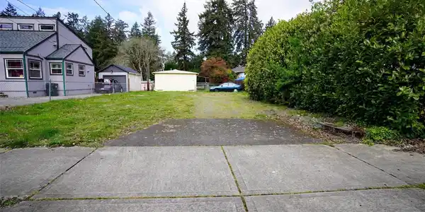 14408 Portland SW