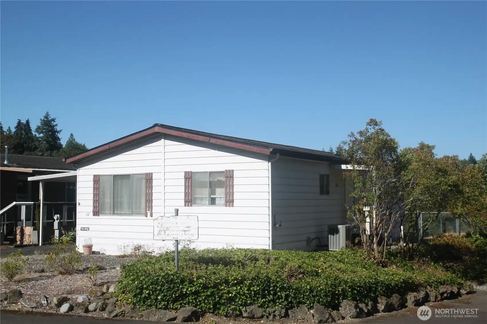 Image 1 Image 1