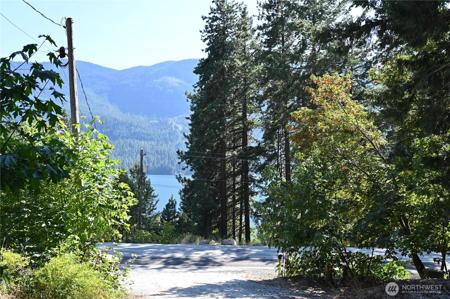 23140 Lake Wenatchee