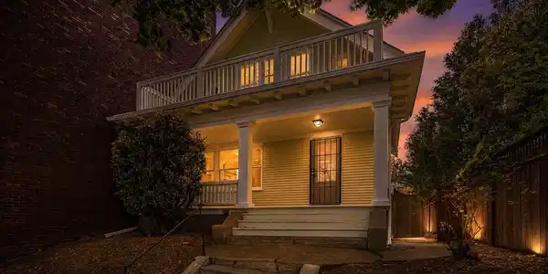 2031 Eastlake E