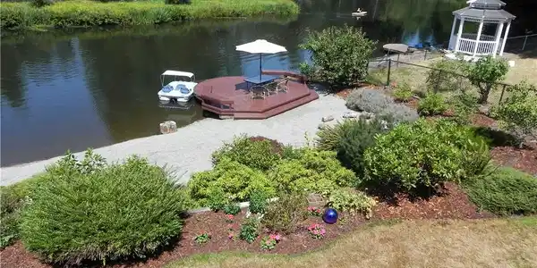 19114 Bonney Lake Blvd E.