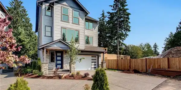4325 137th SW