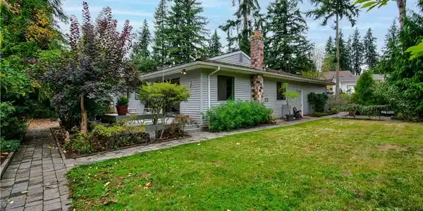 3533 Serene Way