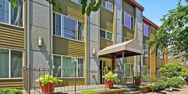 1707 Boylston