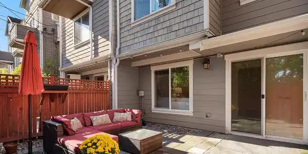 3619 Albion N