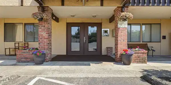 Image 3 Image 3
