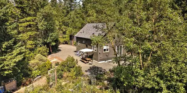 4181 Mason Lake Drive W