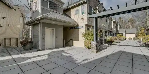 9229 122nd Court NE