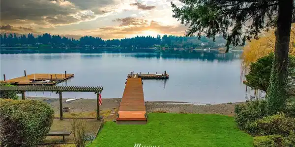 22 Country Club SW