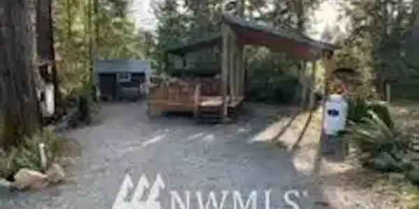 44970 Kyuquot Trail