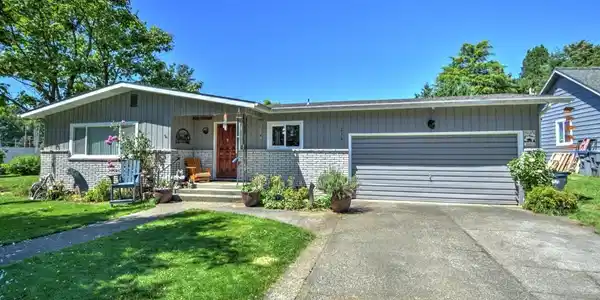 314 Hemlock