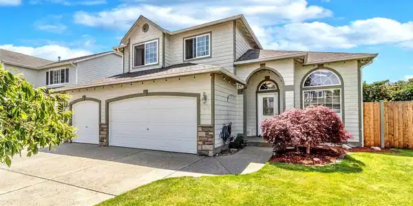 7226 35th NE