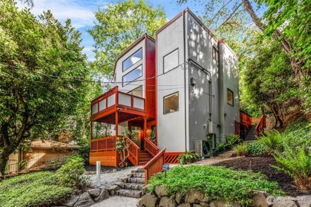 3527 Spruce