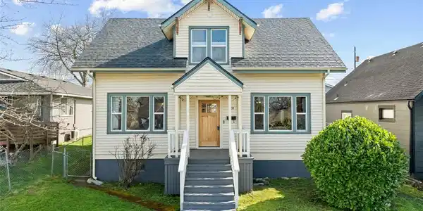 2131 Cushman