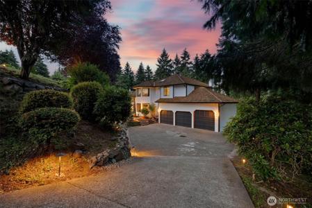620 122nd NW