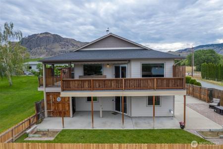 65 Eastlake